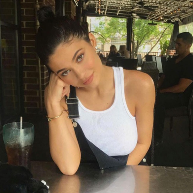 ESC: Happy Birthday Kylie